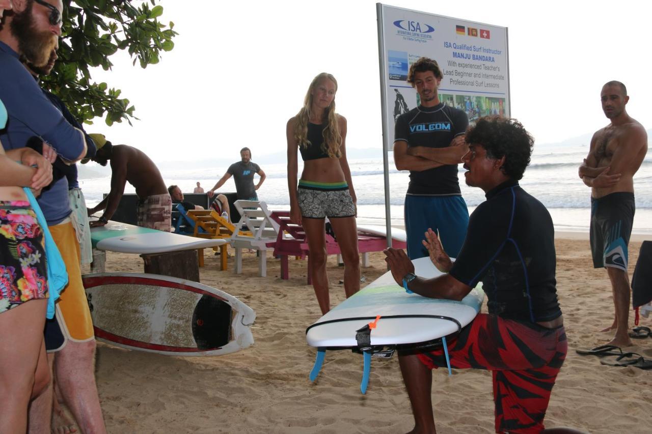 Hotel Surf'N Lanka - Surf School à Weligama Extérieur photo